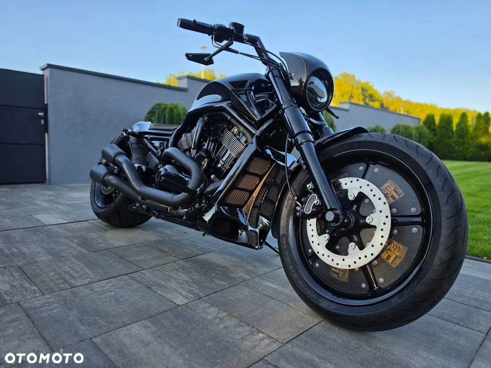 Harley-Davidson V-Rod Muscle - 13
