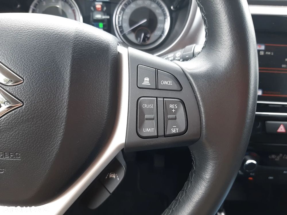 Suzuki Vitara 1.4 Boosterjet SHVS Comfort Plus 2WD - 23