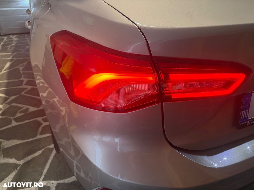 Ford Focus 1.0 EcoBoost Titanium - 31