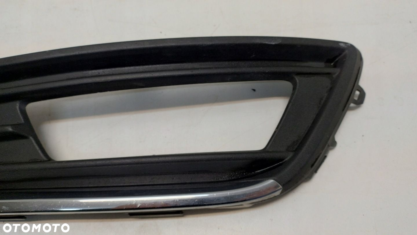 Kratka w zderzak lewa Ford Focus MK3 III lift F1EB-15A299 - 3
