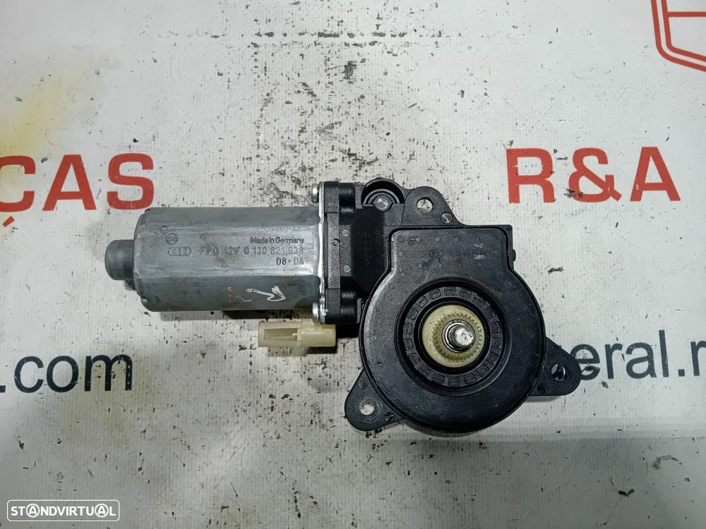 Motor de elevador Porta Frente Esquerdo Ford Fiesta MK5 0130821932 Original - 1