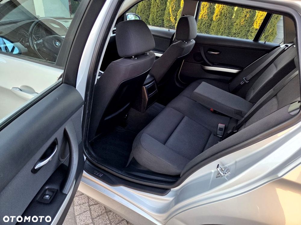 BMW Seria 3 - 20