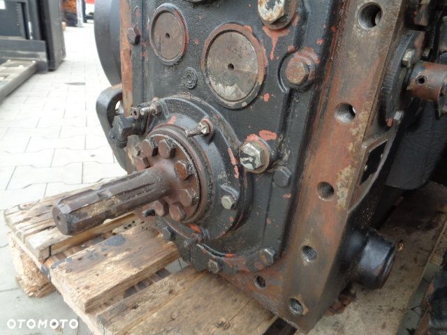 Przystawka WOM wałek kosz koło zębate mechanizm WOM Case CS150 Steyr New Holland Deutz Fahr - 3