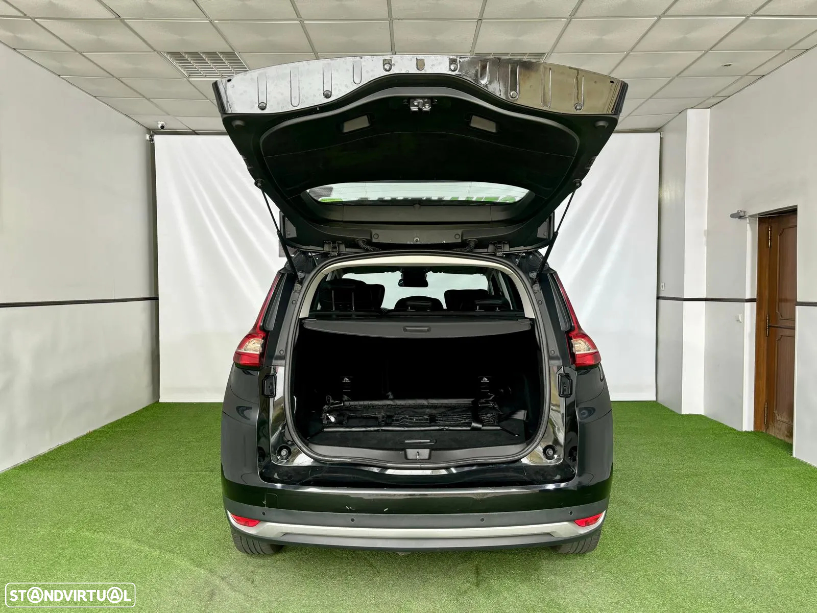 Renault Grand Scénic 1.6 dCi Bose Edition SS - 28