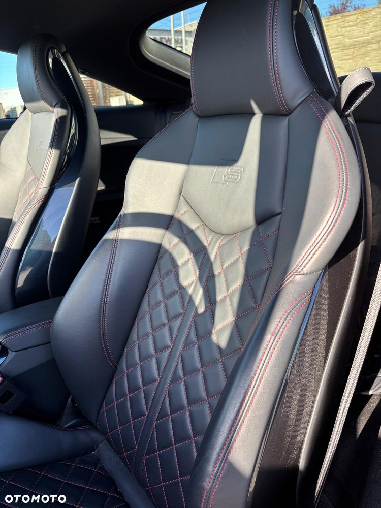 Audi TT S Coupé - 27