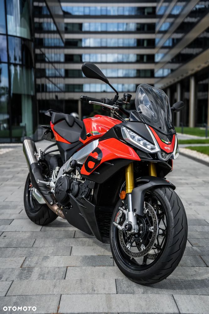 Aprilia Tuono - 1