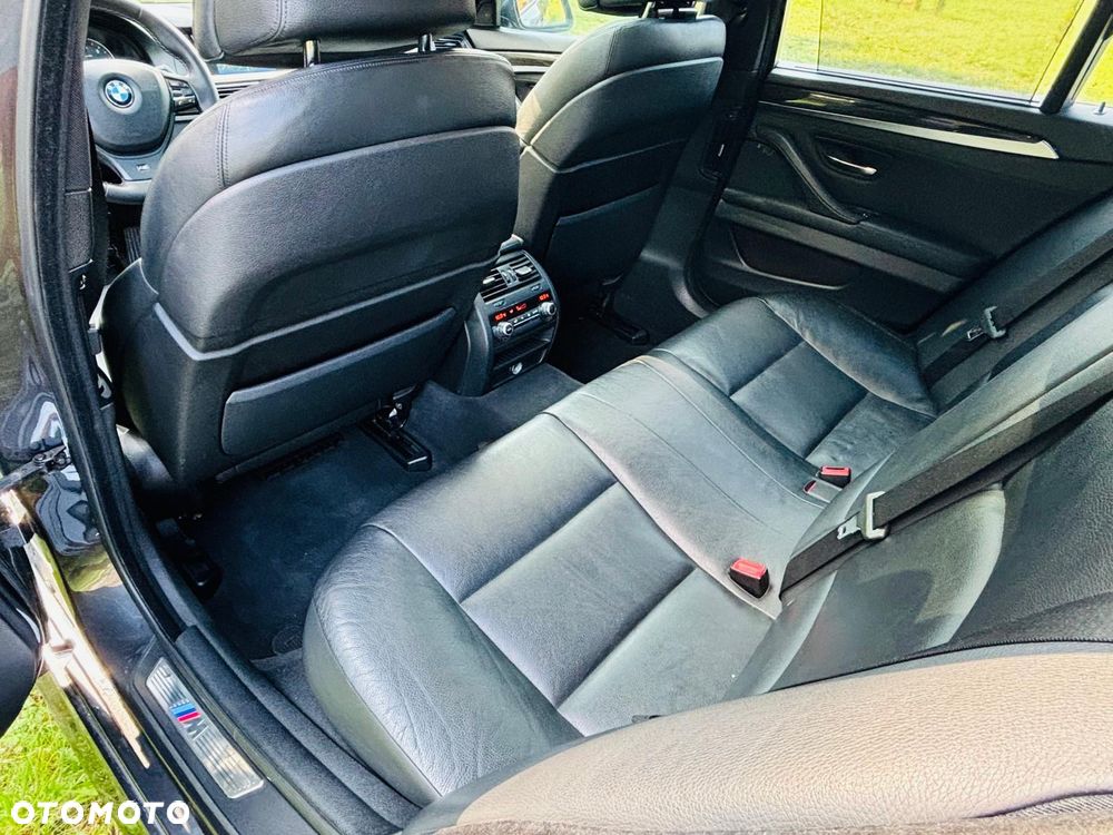 BMW Seria 5 535i Sport-Aut Luxury Line - 18