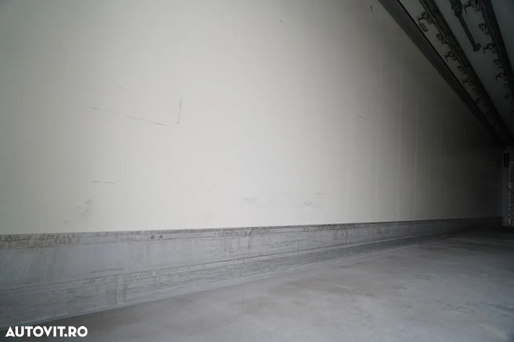Schmitz Cargobull REFRIGERAT / THERMO KING SLX 300 / RIDICARE CU CÂRLIG / RIDICARE CU CÂRLIG / AXĂ RIDICABILĂ / COȘ PENTRU PALEȚI - 16