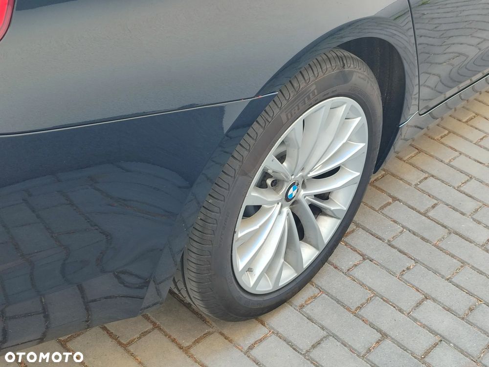 BMW Seria 5 520d xDrive Sport Line sport - 11
