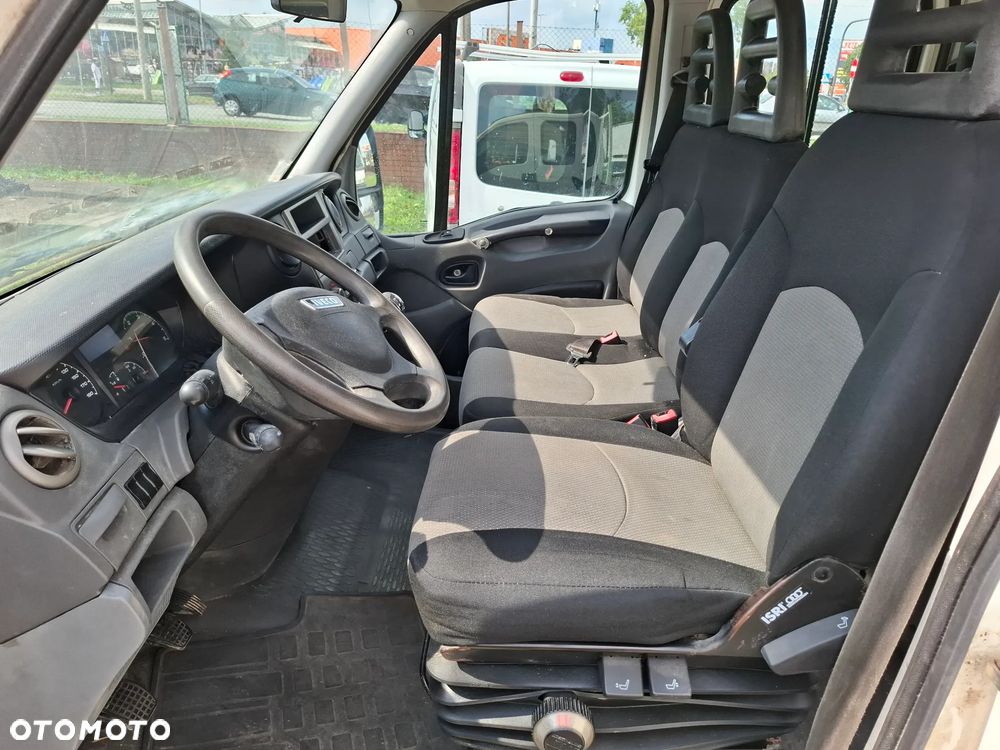 Iveco 35C11 wywrotka doka - 12