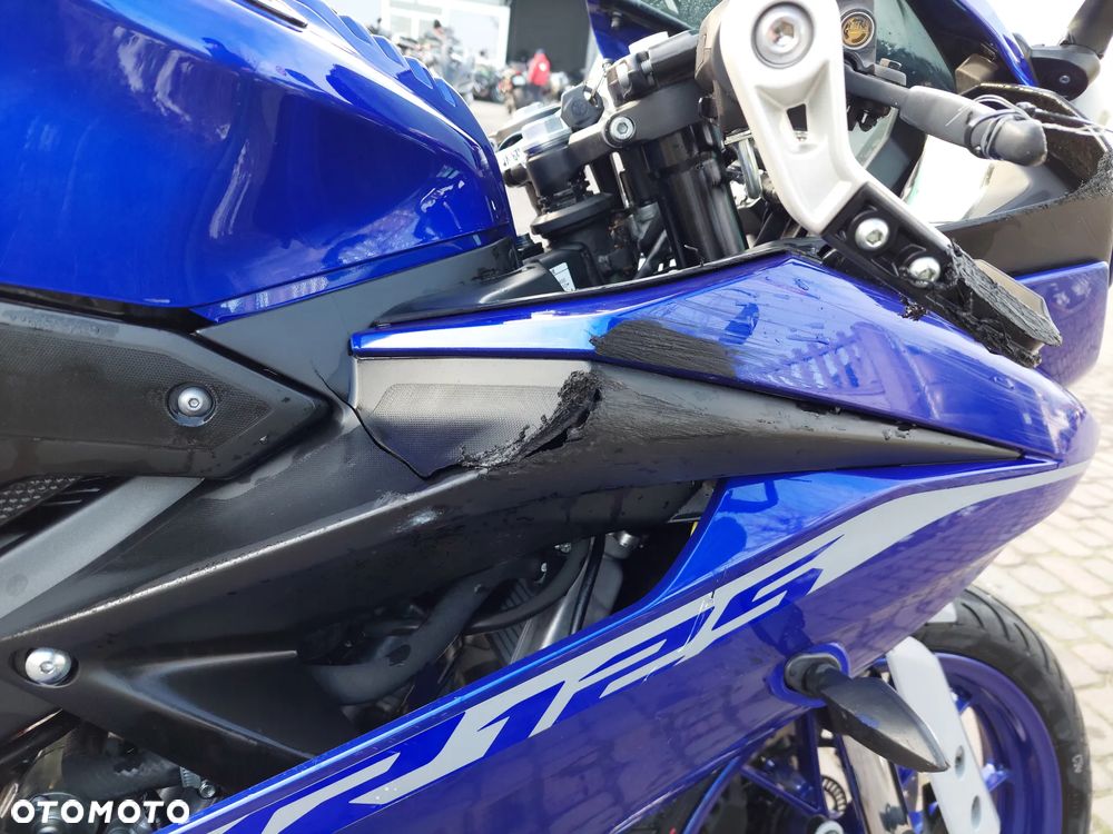 Yamaha YZF - 11