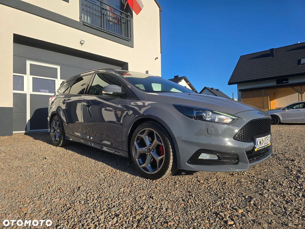 Ford Focus - 9