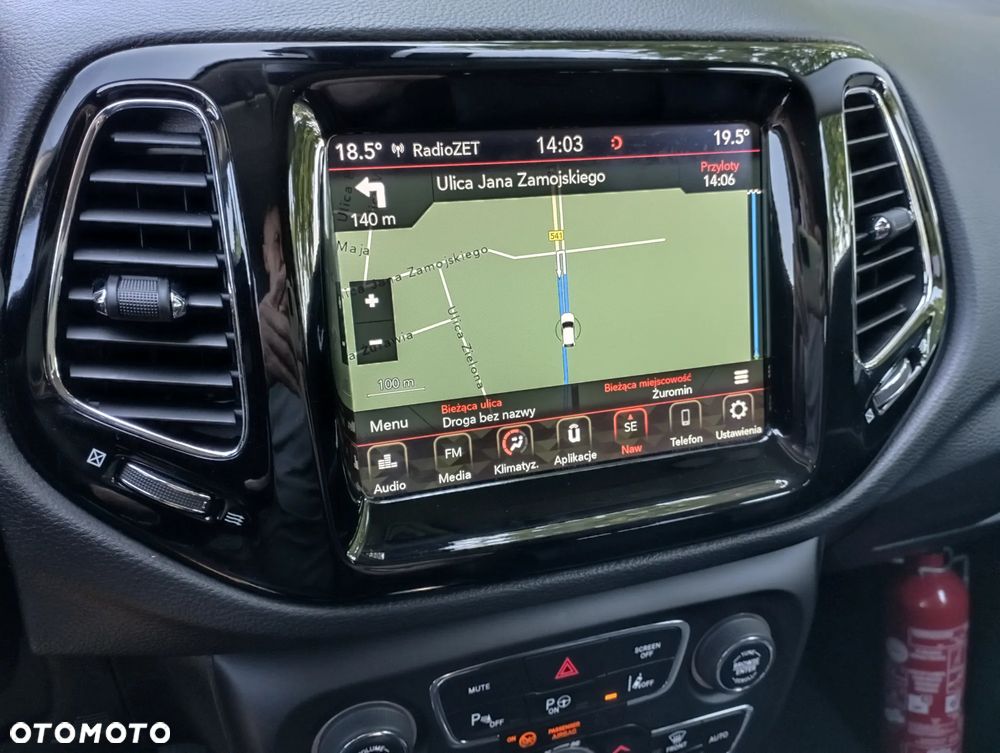 Jeep Compass - 28