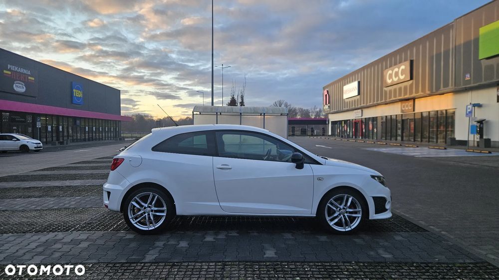 Seat Ibiza SC 1.4 TSI DSG Cupra - 5