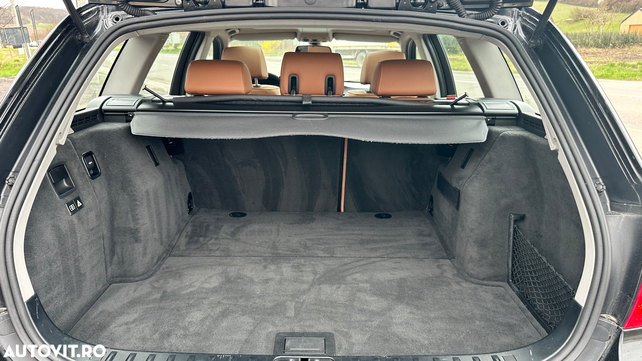 BMW Seria 3 320d xDrive DPF Touring Aut. - 20