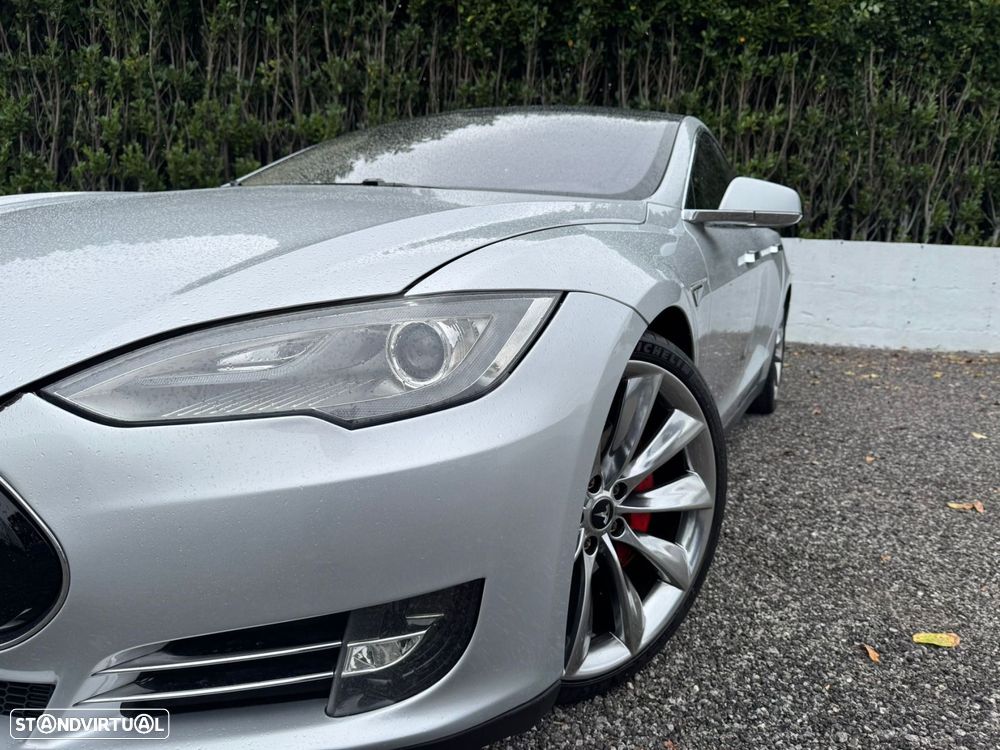 Tesla Model S 60D - 30