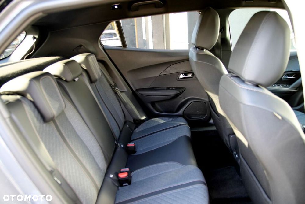 Peugeot 2008 - 24