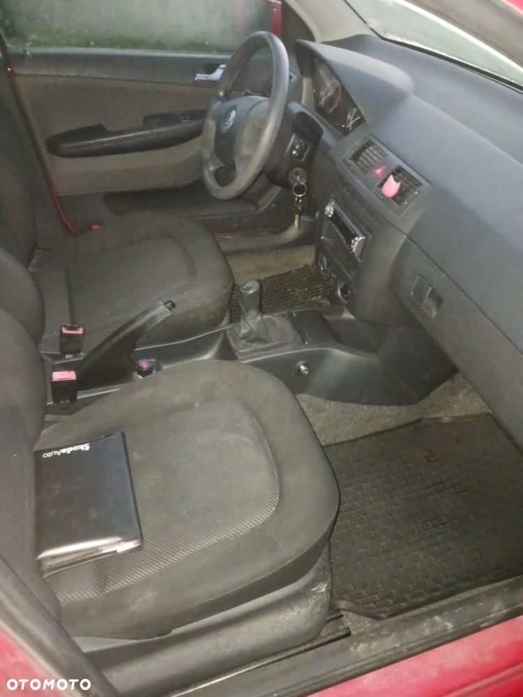 Skoda Fabia 1.4 16V Ambiente - 7