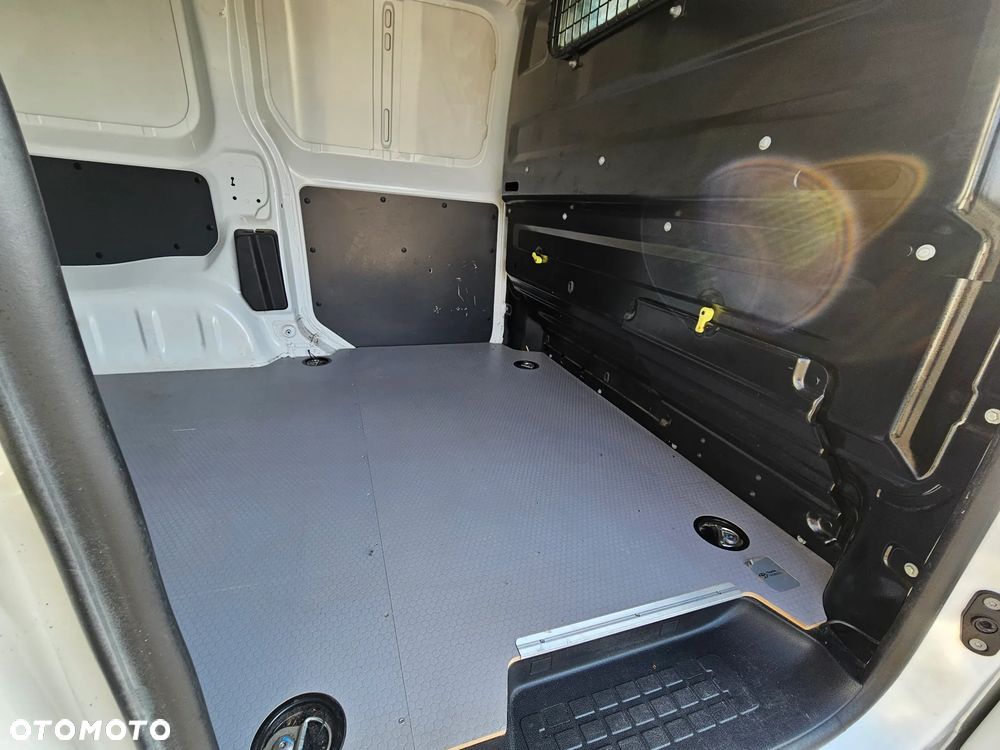 Toyota Proace  , Salon Polska, 3 osobowy - 16