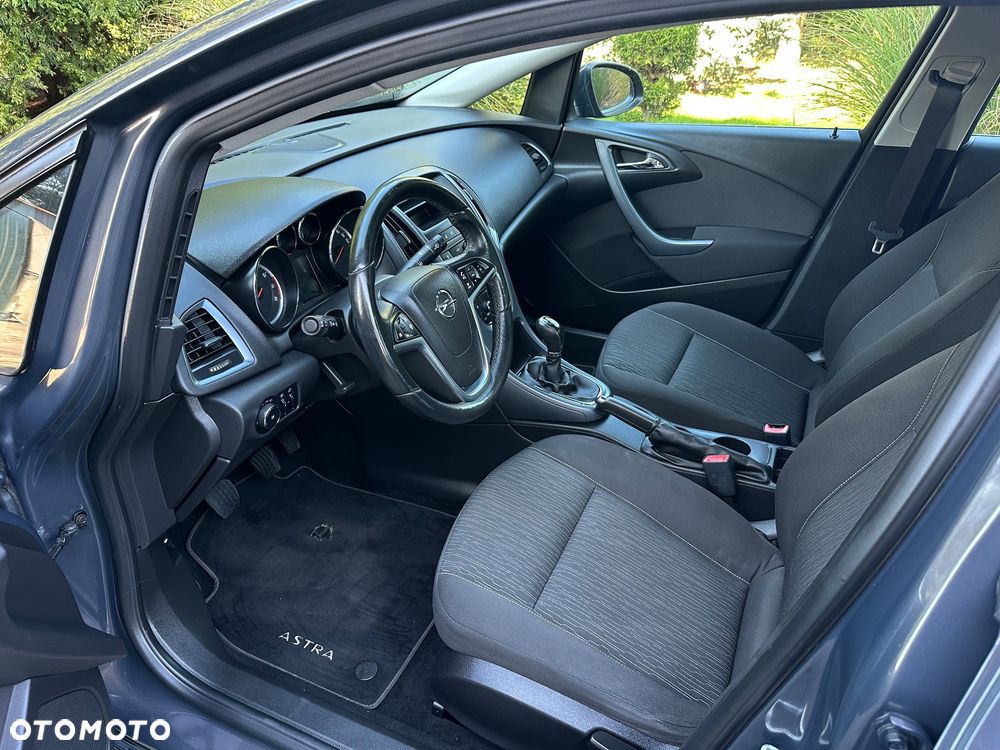 Opel Astra 1.4 Selection - 8