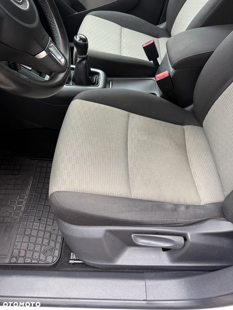 Volkswagen Tiguan - 20