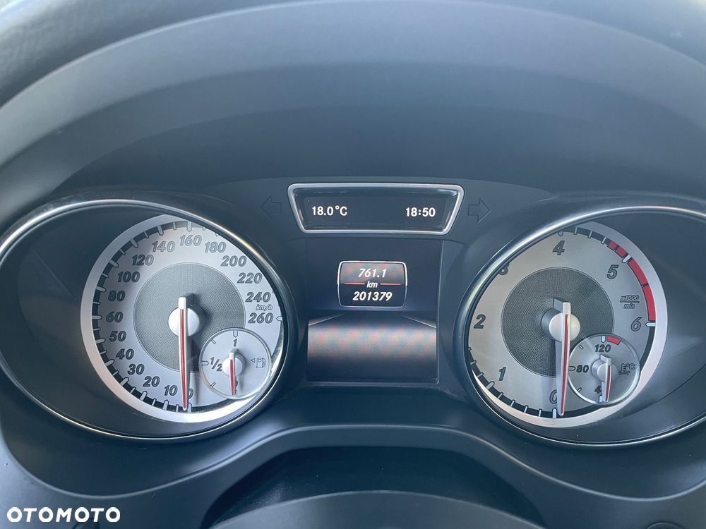 Mercedes-Benz CLA 180 (CDI) d - 13