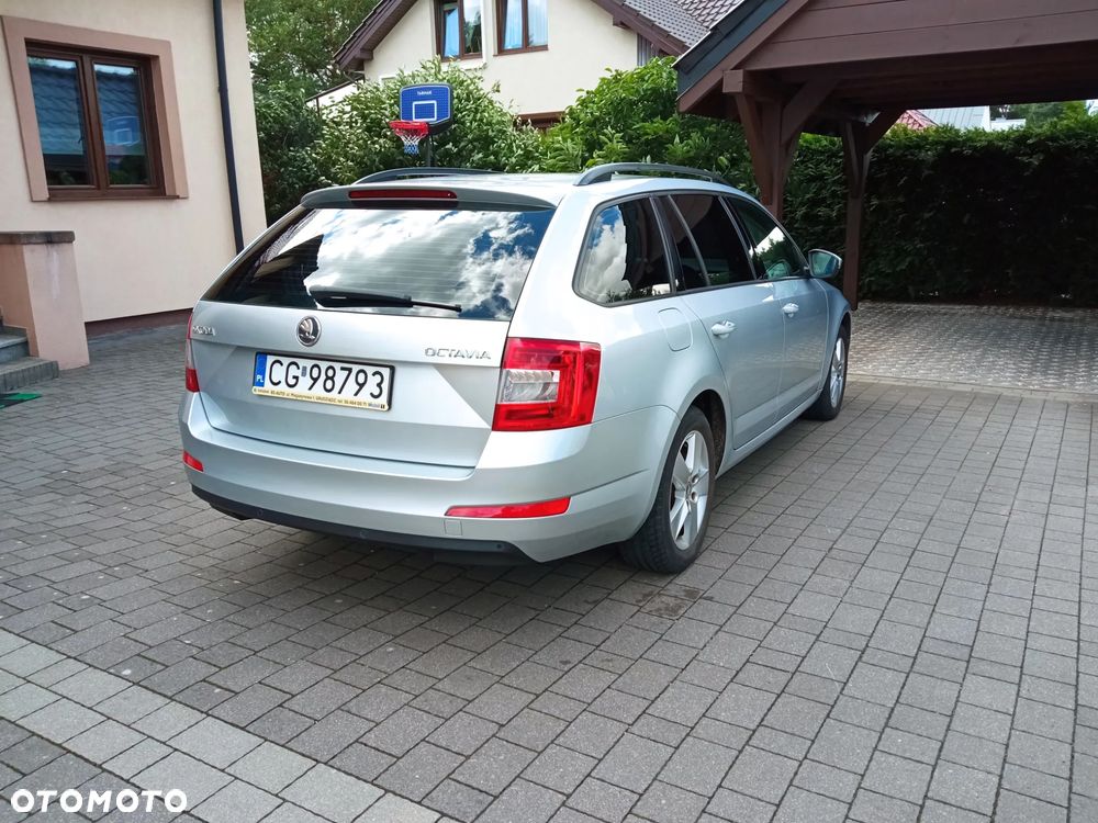 Skoda Octavia 2.0 TDI Ambition - 8