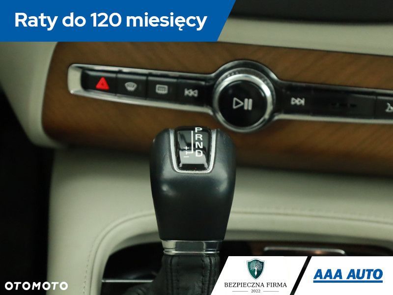 Volvo XC 90 - 16
