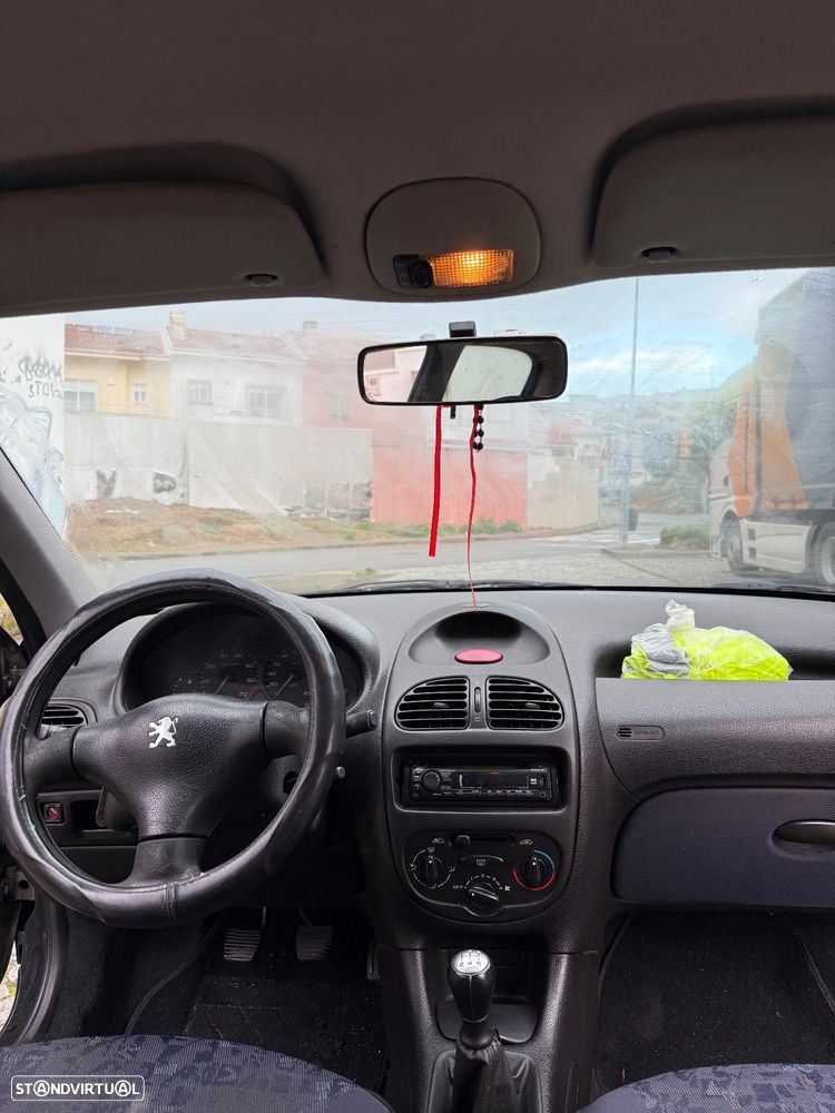 Peugeot 206 1.1 XR - 8
