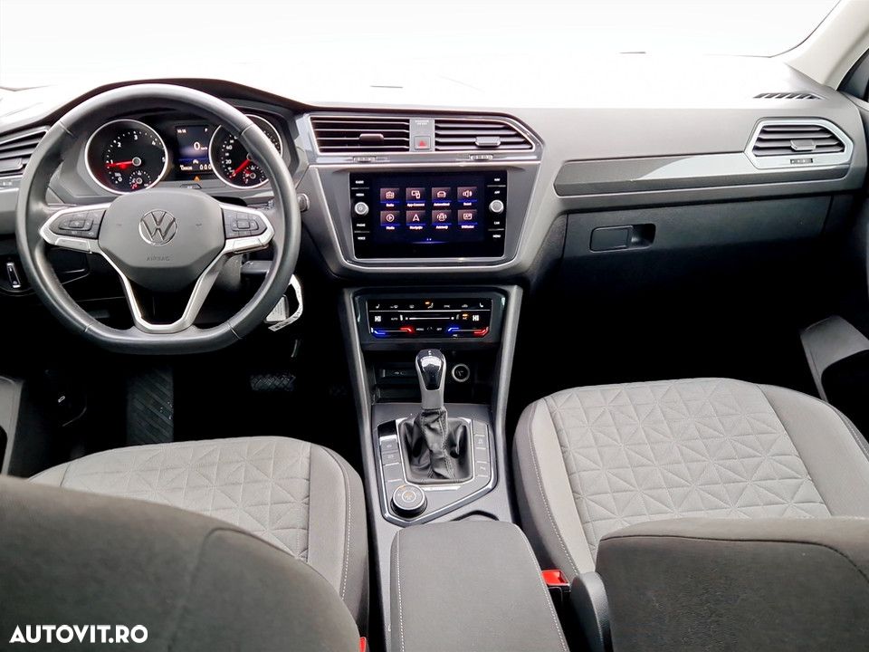 Volkswagen Tiguan 2.0 TDI SCR 4MOTION DSG Life - 12