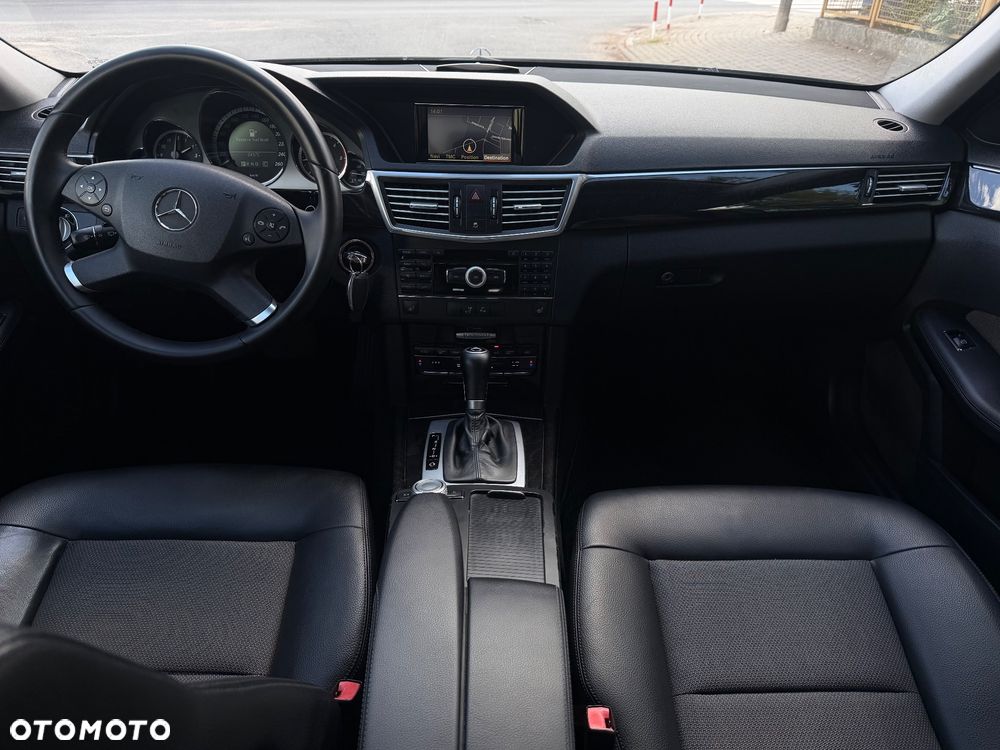 Mercedes-Benz Klasa E 220 CDI Automatik Avantgarde BusinessEDITION - 19