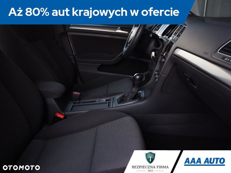 Volkswagen Golf Variant - 11