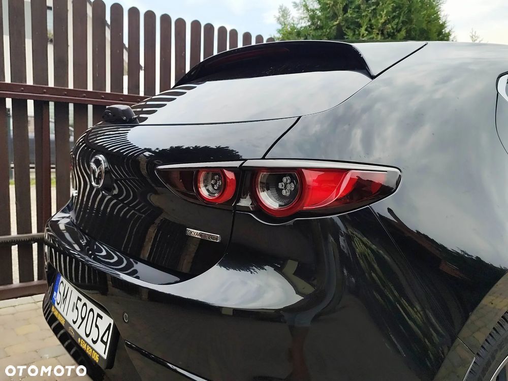 Mazda 3 e-SKYACTIV-G 2.0 M HYBRID DRIVE - 25