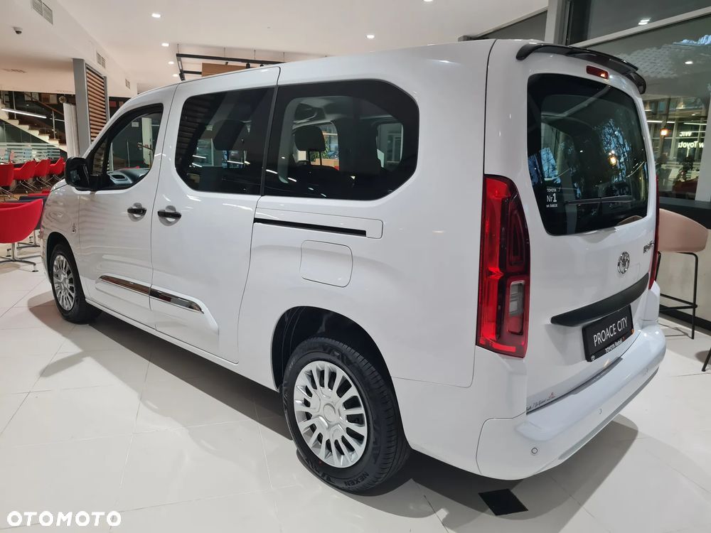 Toyota Proace City Verso Long 1.2 D-4T Business - 2