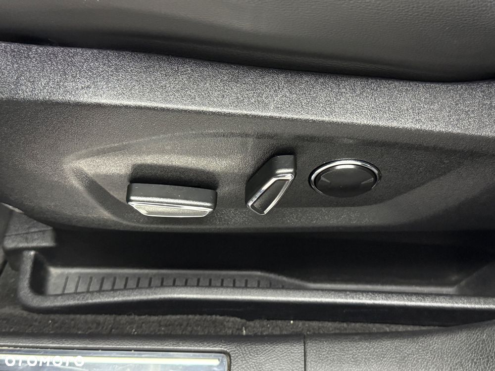 Ford S-Max 1.5 EcoBoost Titanium - 17