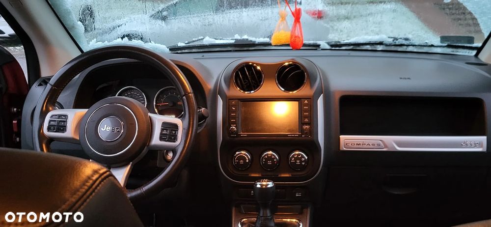 Jeep Compass 2.0 4x2 North - 12