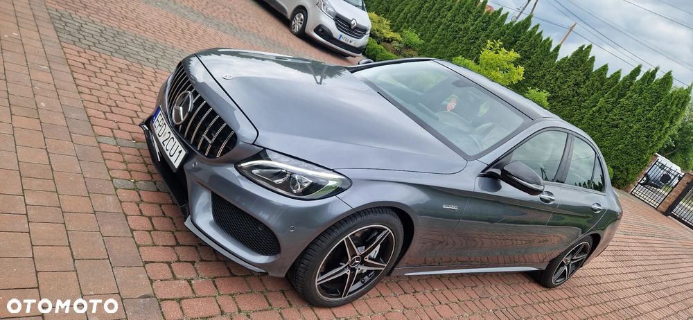 Mercedes-Benz Klasa C AMG 43 4-Matic - 22