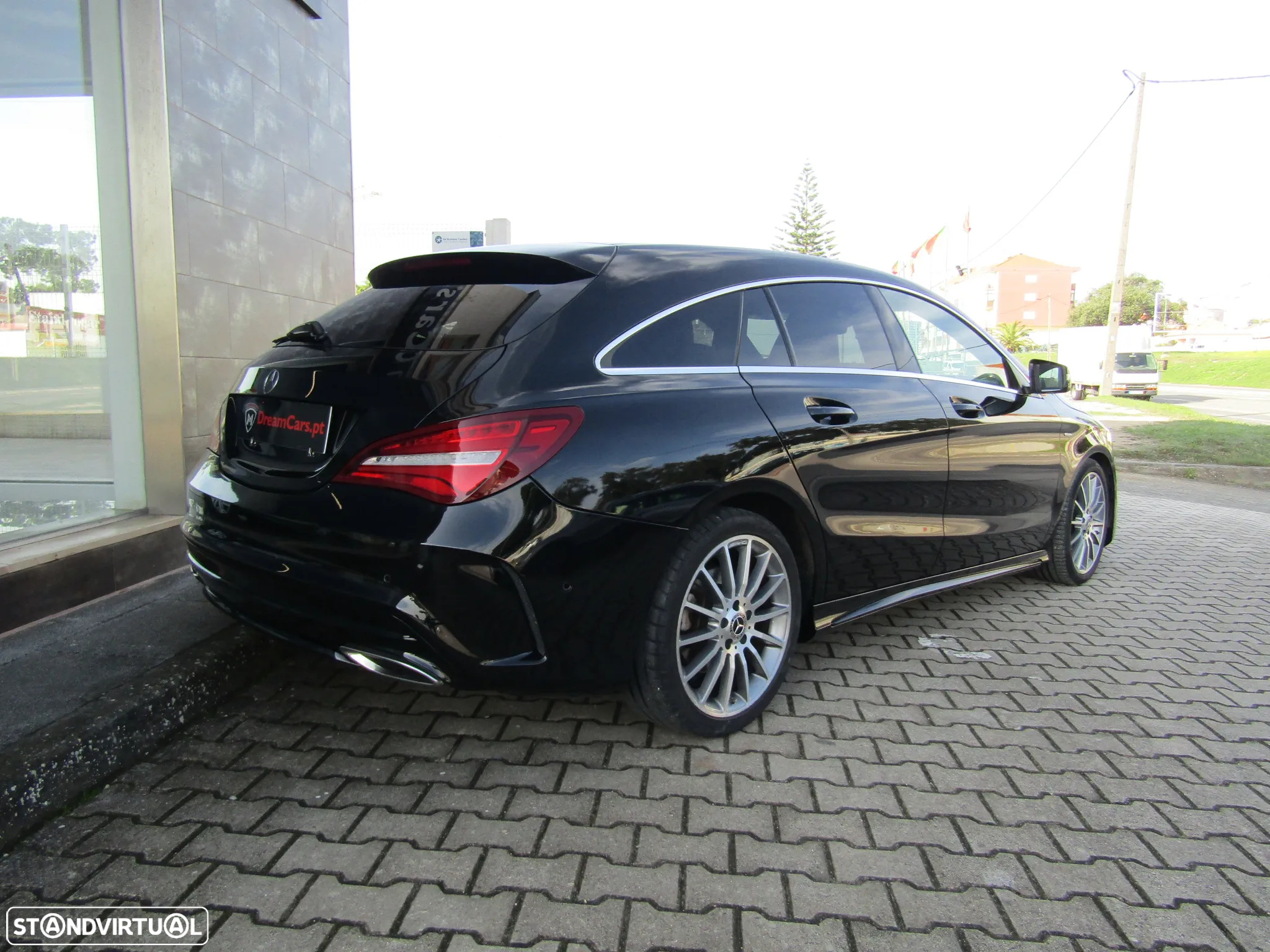 Mercedes-Benz CLA 200 d Shooting Brake AMG Line Aut. - 6