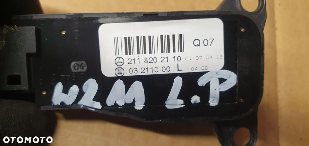 Przełącznik regulacji lusterek Mercedes E-Klasa W211 2118202110 - 5