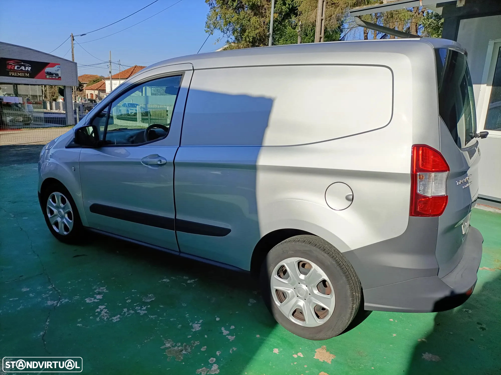 Ford TRANSIT COURRIER - 4