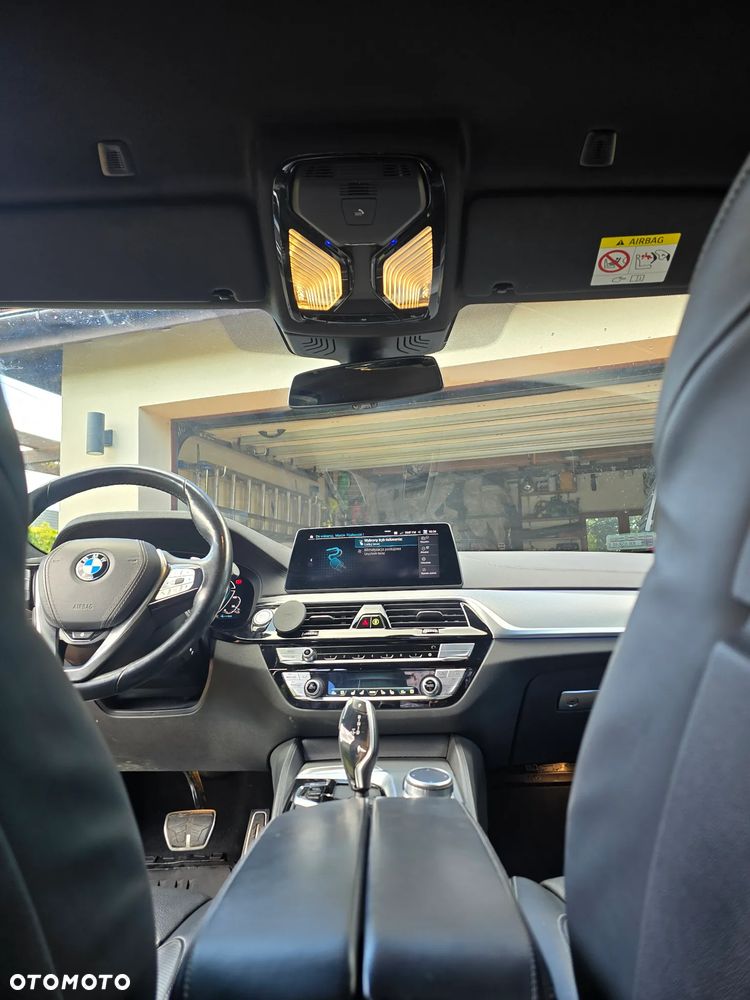 BMW Seria 5 530e iPerformance xDrive M Sport sport - 11