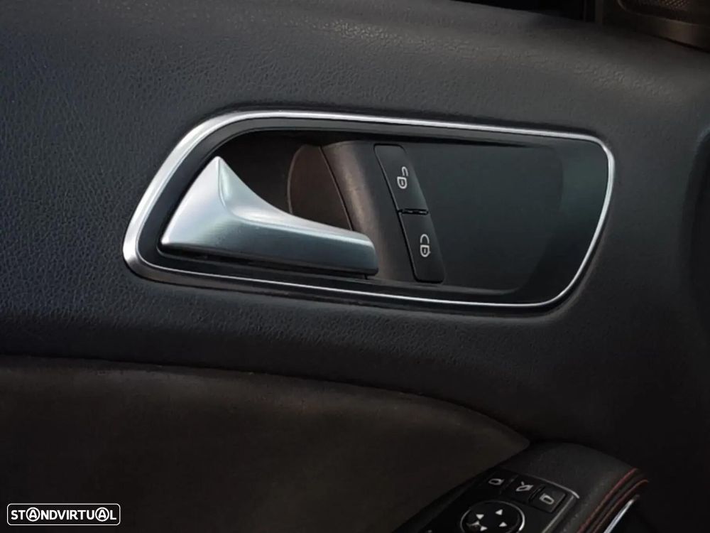 Mercedes-Benz A 200 CDI 7G-DCT AMG Line - 28