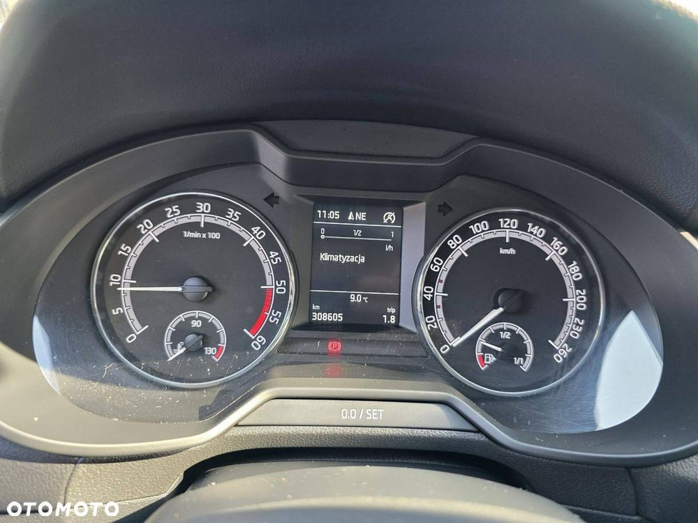 Skoda Octavia 2.0 TDI Ambition - 10