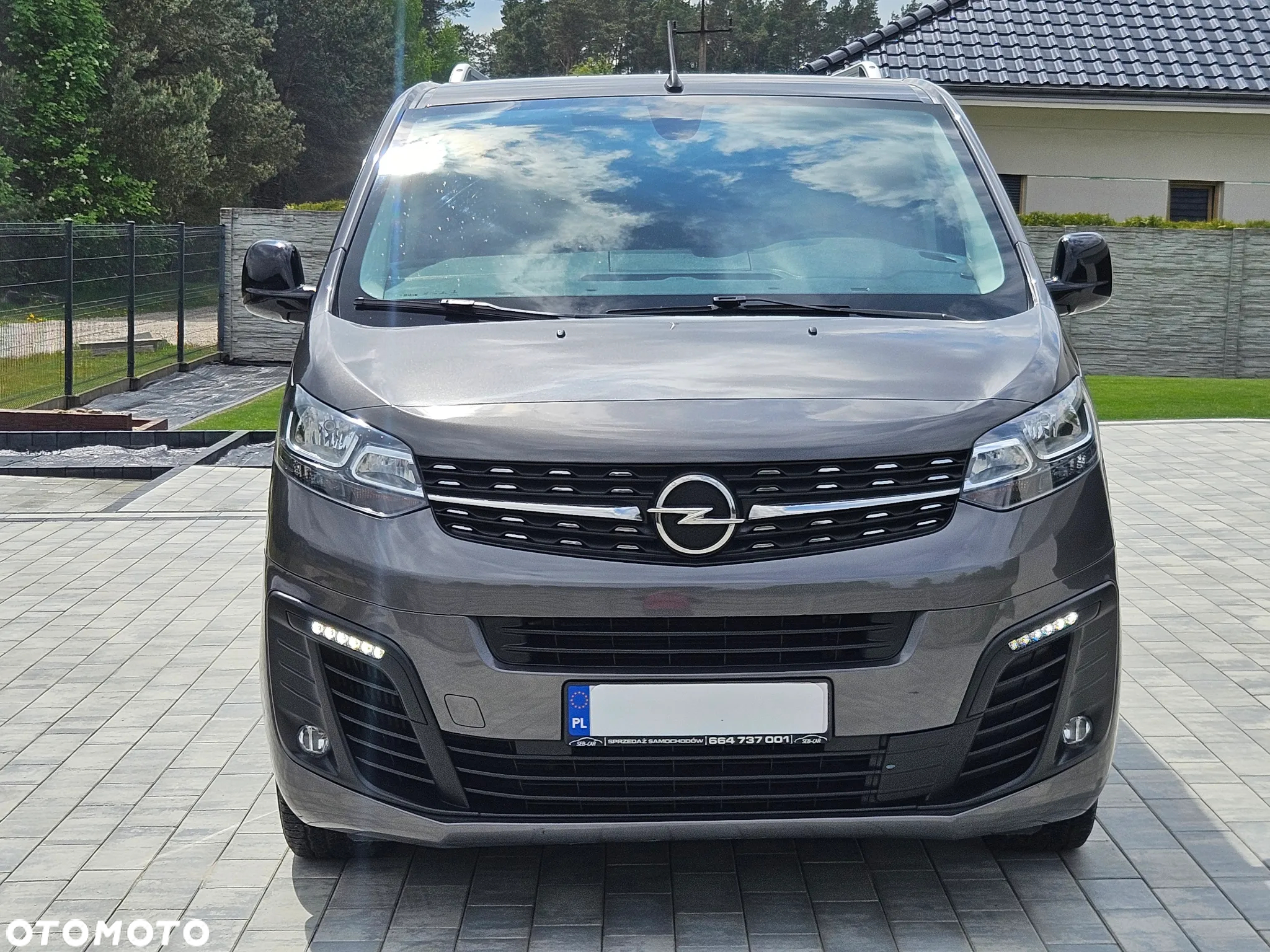 Opel VIVARO Extra LONG Brygadowy 6-os SALON POLSKA 65tyś km FV23% - 9