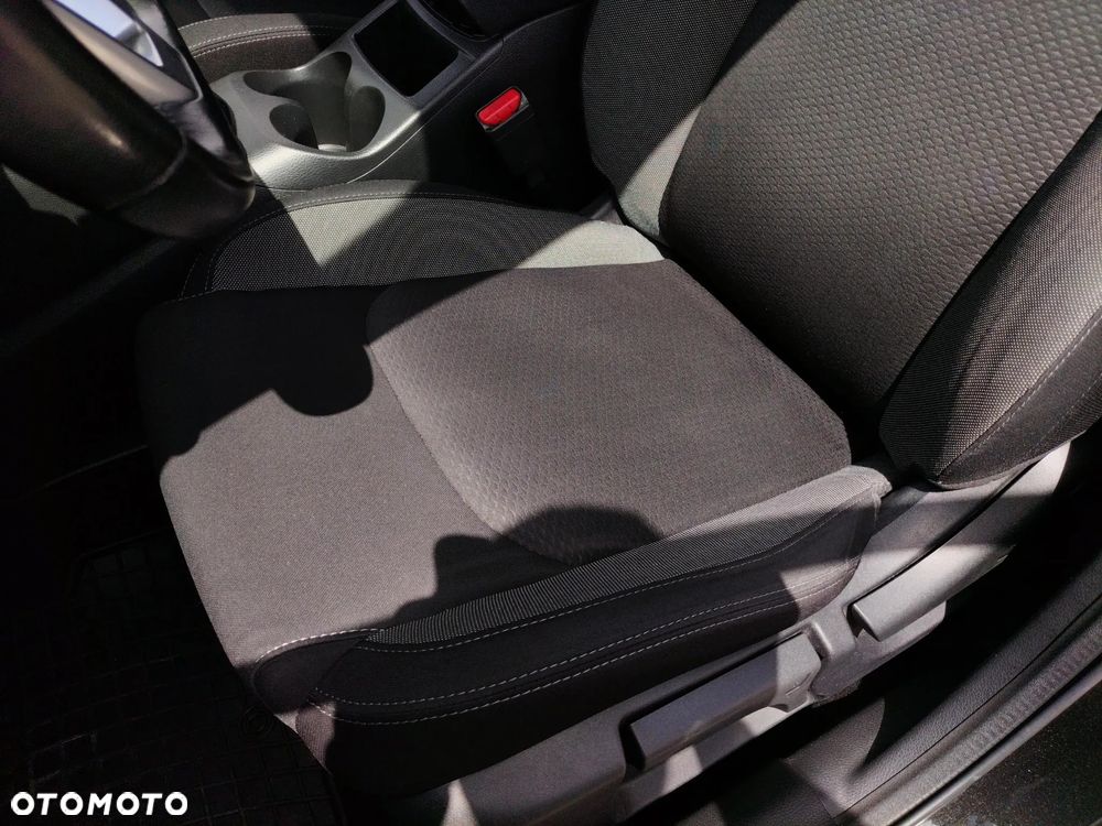 Nissan Qashqai 1.2 DIG-T N-Connecta EU6 - 16