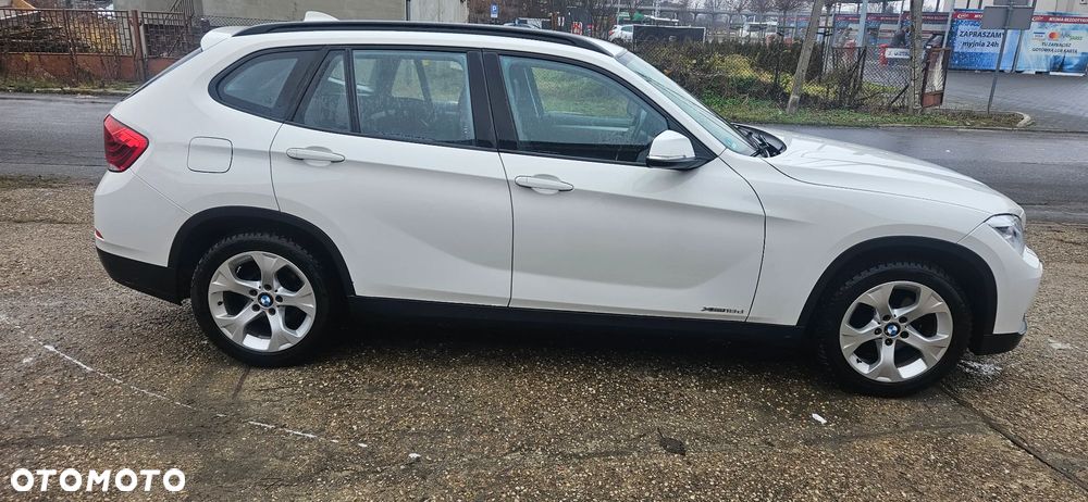 BMW X1 xDrive18d xLine - 4