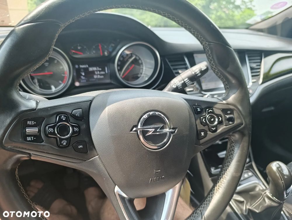 Opel Astra 1.4 Turbo Innovation - 25