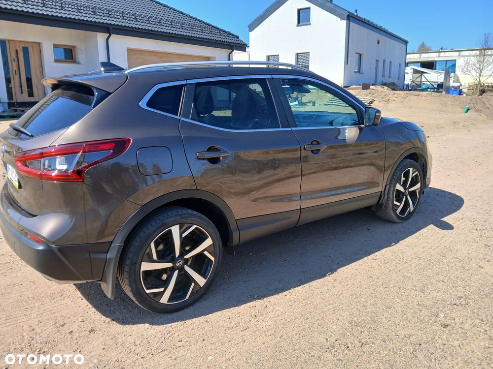 Nissan Qashqai 1.6 DCi Xtronic TEKNA - 3