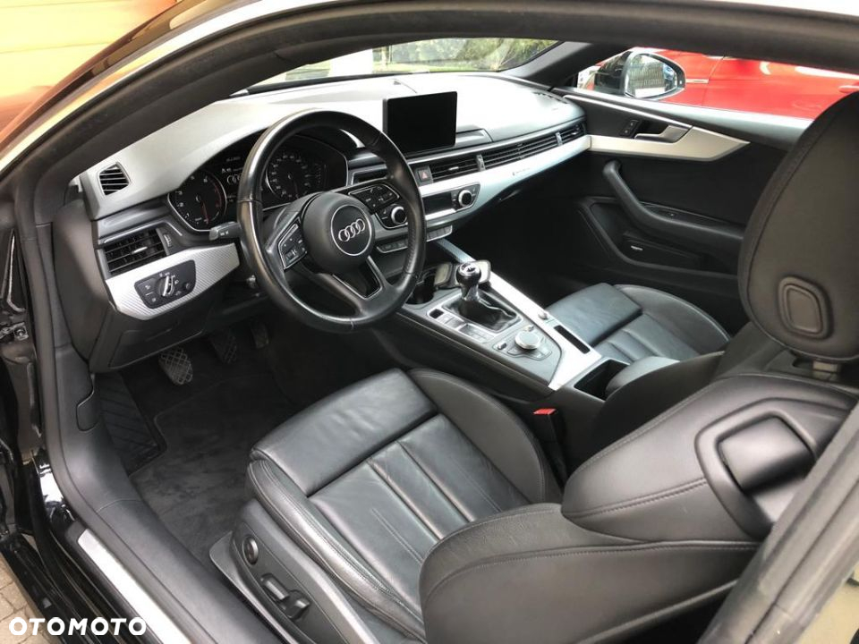 Audi A5 Coupe 2.0 TFSI quattro - 12