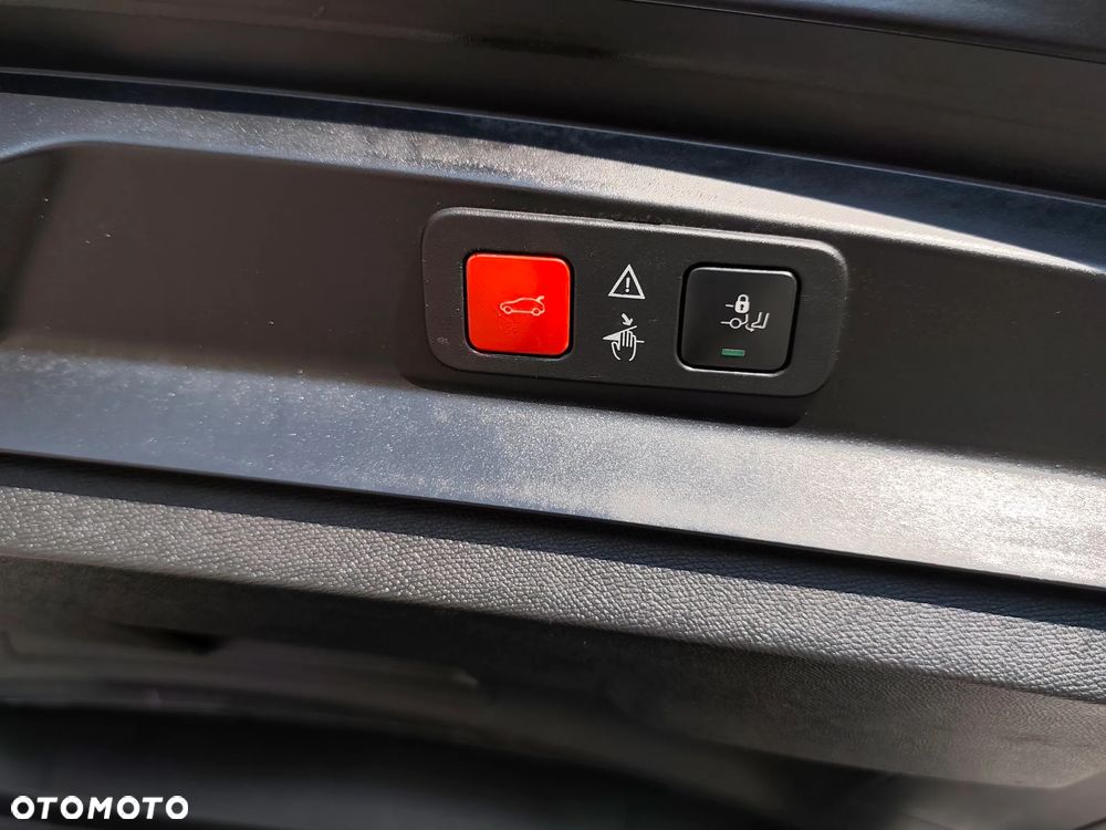 Peugeot 5008 BlueHDi 130 EAT8 GT - 33